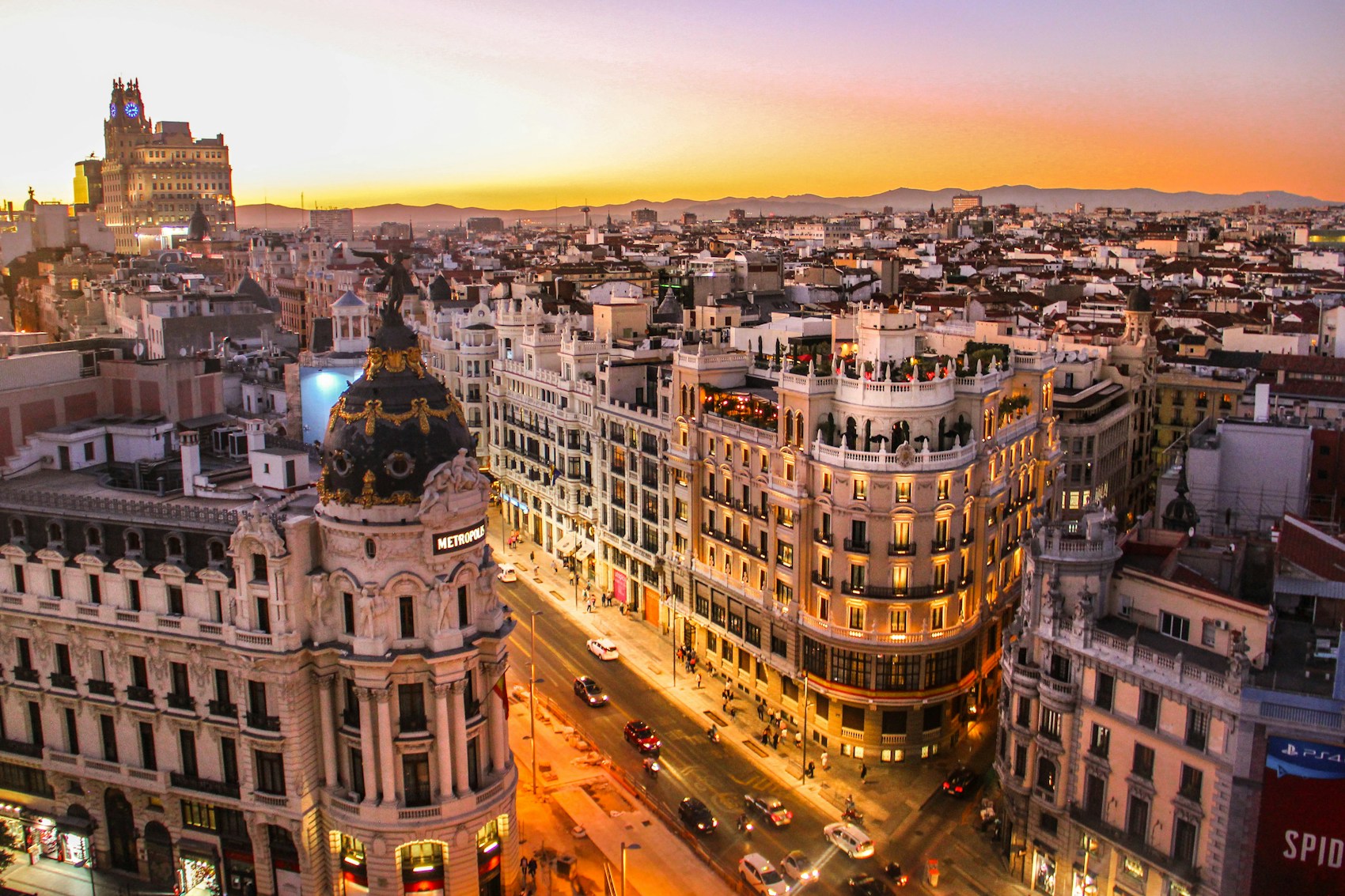 Vista urbana de Barcelona y su arquitectura